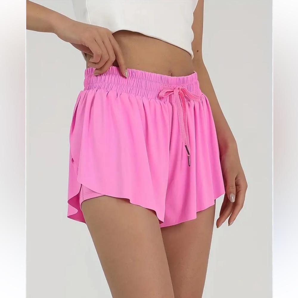 Barbie Pink Flowy Tennis Prep Preppy Built In Shorts Size Small - Picture 1 of 6